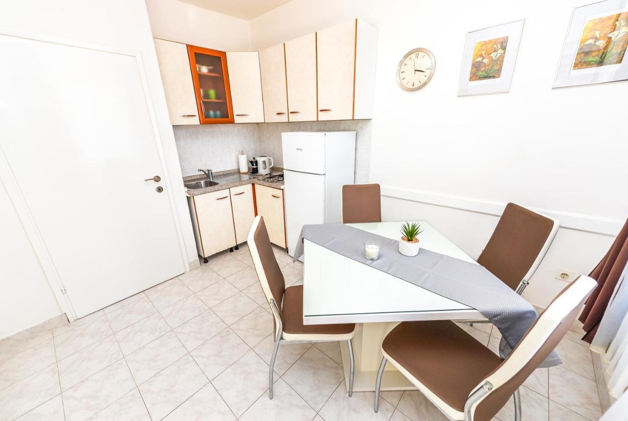 Apartments Ankica Novalja Extérieur photo