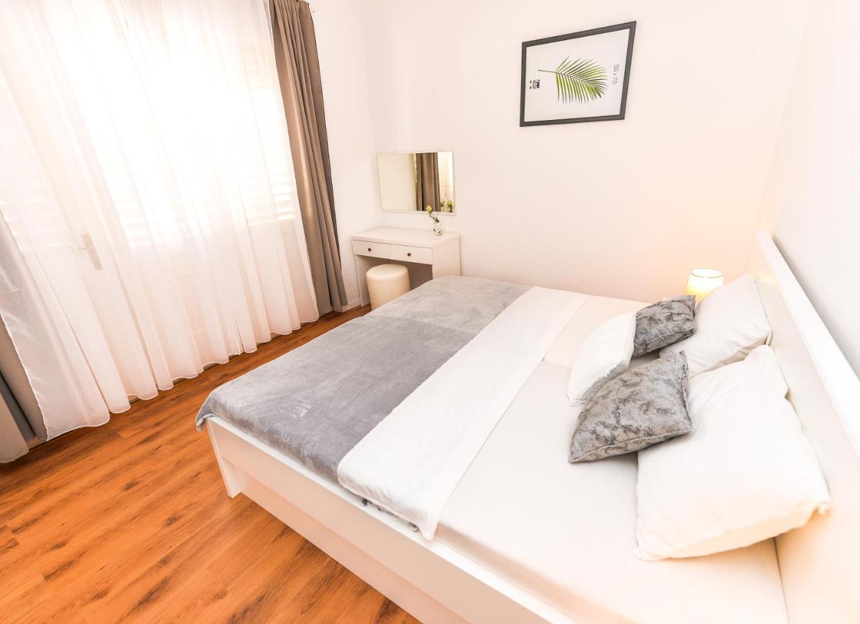 Apartments Ankica Novalja Extérieur photo